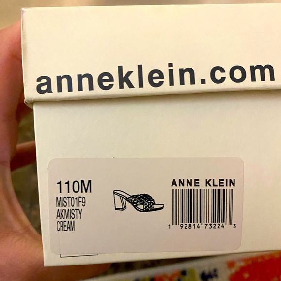 Anne Klein Misty Crossover Women’s Heeled Sandal Cream Sz 11 - Picture 6 of 6